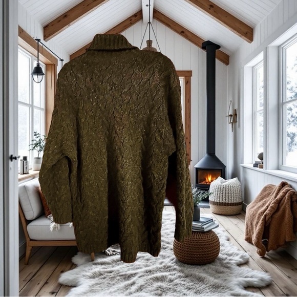 Vintage LL Bean Fisherman Cable Knit Turtleneck Wool/Silk Sweater Scotland - Picture 2 of 5